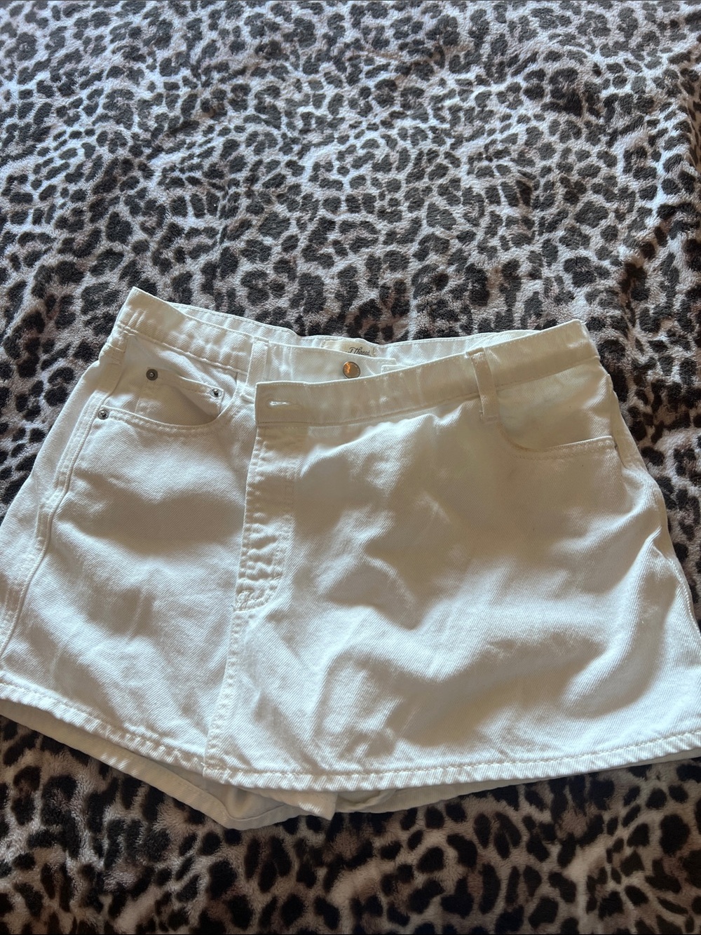 White mini skort